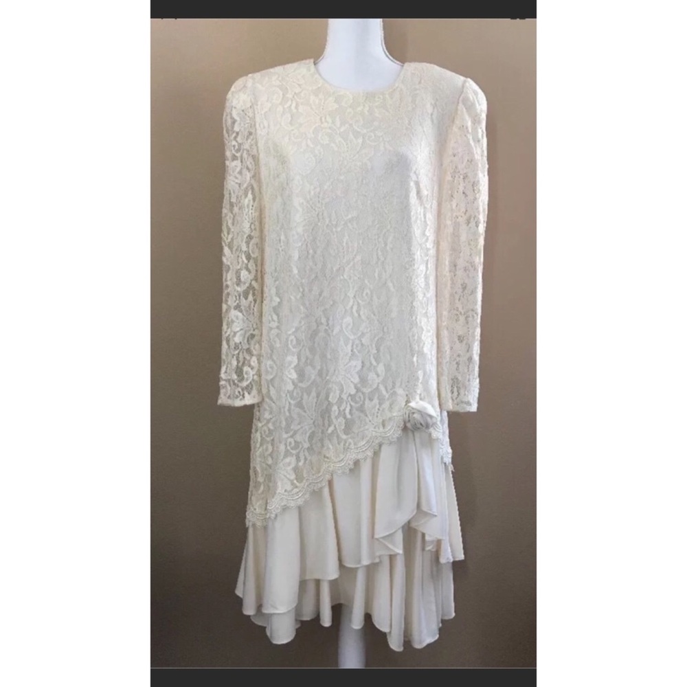 Vintage cocktail dress 🦄